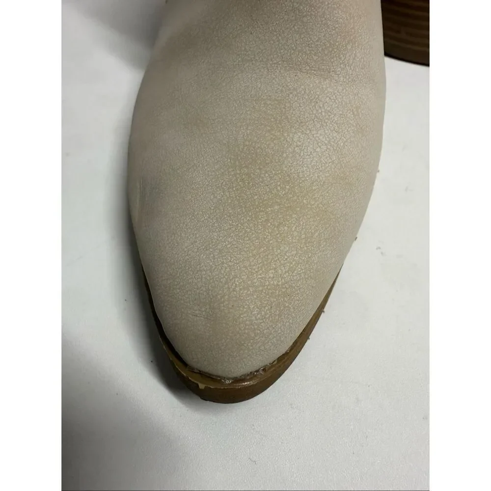 Maurices Elsa Belted Ankle Boot Size 11 Light Cream Beige
